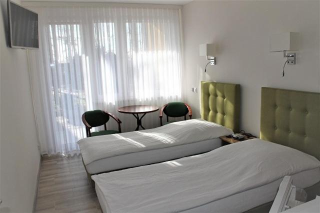 Hotel Zielony & Ow Borowik & Pensjonat Manhattan - Centrum Rekreacji I Wypoczynku Gastrotur 투라바 외부 사진